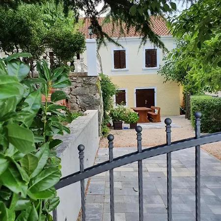 Ana Villa Hreljin