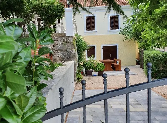 Ana Villa Hreljin